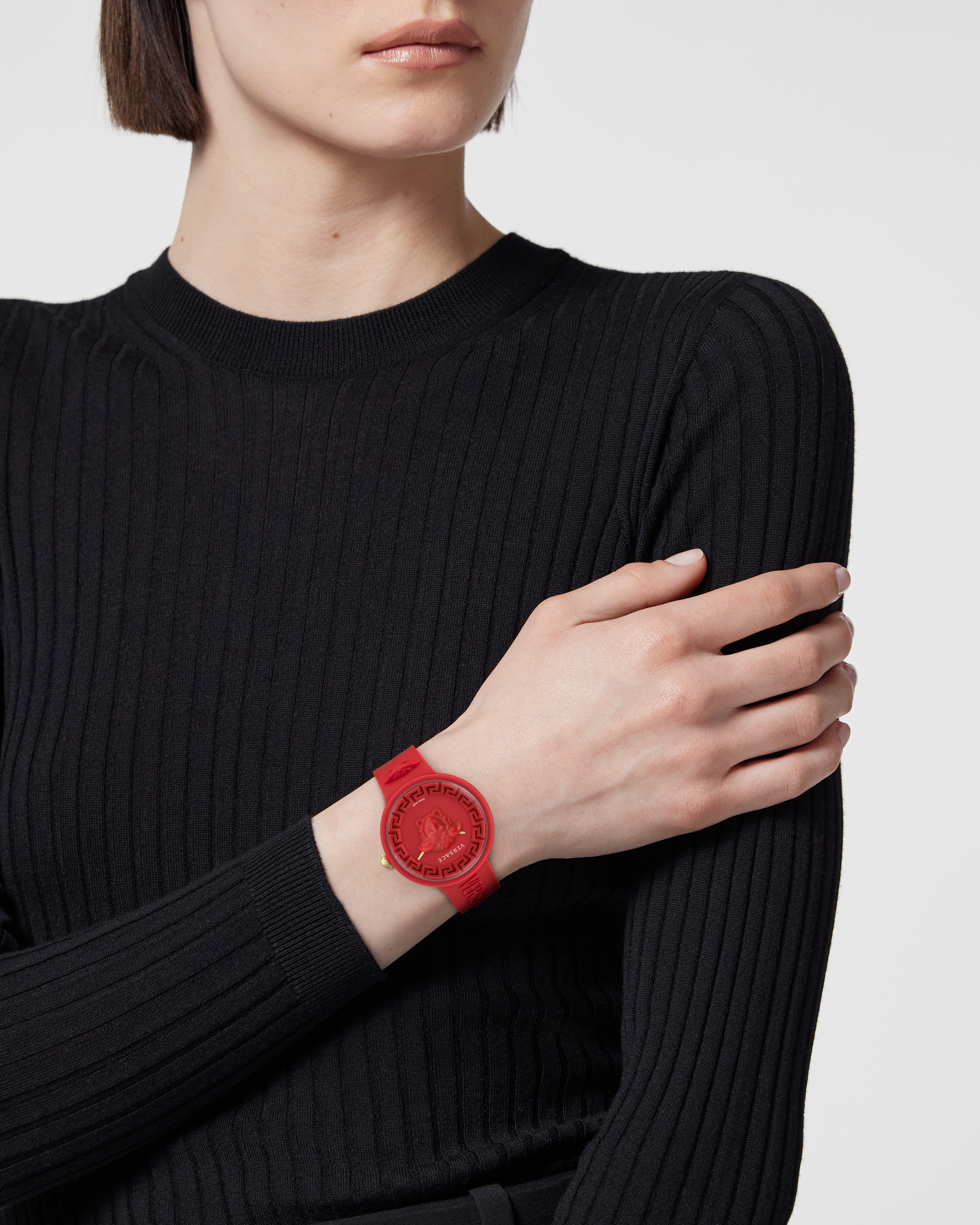 Pre-owned Versace Red Unisexs Analogue Watch Medusa Pop Ve6g00723