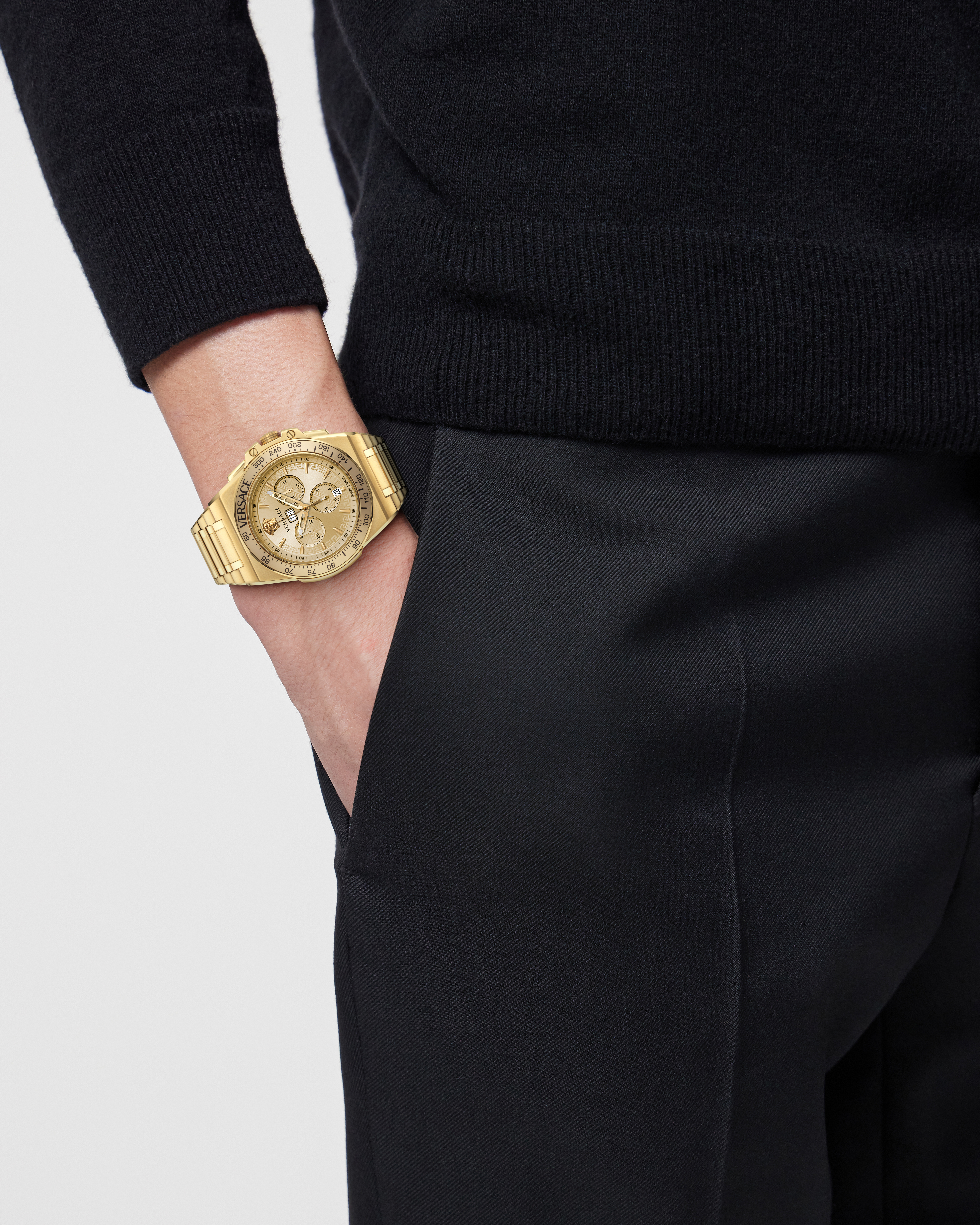 Pre-owned Versace Gold Mens Chronograph Watch Greca Extreme Ve7h00723